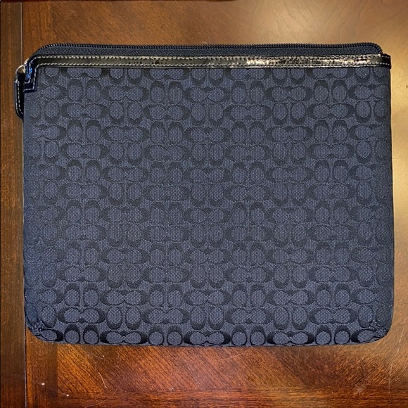 Coach iPad case - Picture 5 of 5